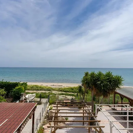 Seafront 5 Stars - Comfortable Marina di Strongoli